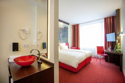 Bild eines Zimmers im Best Western Plus Plaza Berlin Kurfürstendamm