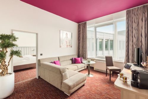 Hotel Motive, Zimmer, Detail/Wohnbereich, Suite Wohnbereich