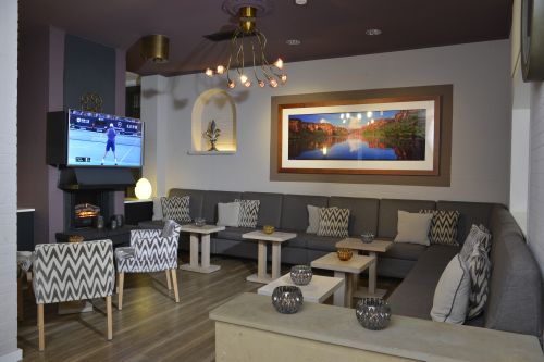 24h Mini-Markt mit vollwertigen Speisen