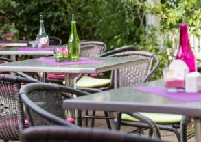 Hotel Motive, Gastronomie, Gartenrestaurant