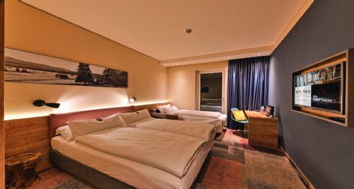 Hotel Motive, Zimmer, Doppelzimmer, Dreibettzimmer