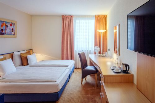 Hotel Motive, Zimmer, Doppelzimmer, Zimmerbeispiel Comfort