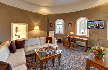 Hotel Motive, Zimmer, Suite/Appartement, Turmsuite Wohnzimmer